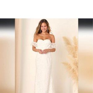 Lulu’s Wedding Dress - TTS Small, Size 6, Petite